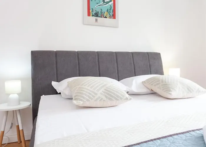 Apartamento Mikula Makarska