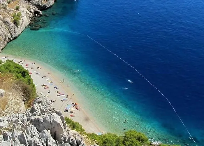 Mikula Makarska