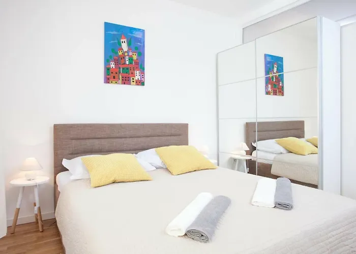 Mikula Apartamento Makarska