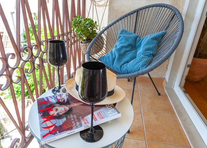 Mikula アパート